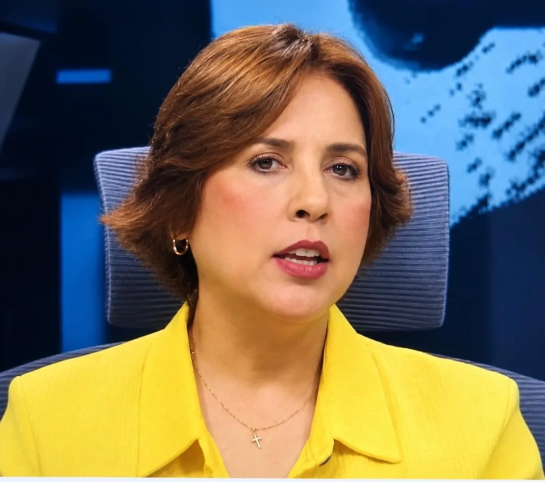 Rechazamos a los políticos, pero dejamos que decidan por nosotros