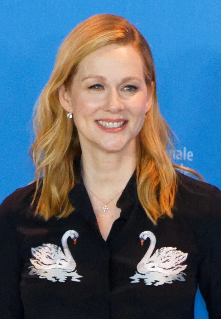 Daniel Sullivan tërhiqet pas 55 vjetësh: Jonathan Kent merr drejtimin e premierës «Montauk» me Laura Linney-n në Broadway
