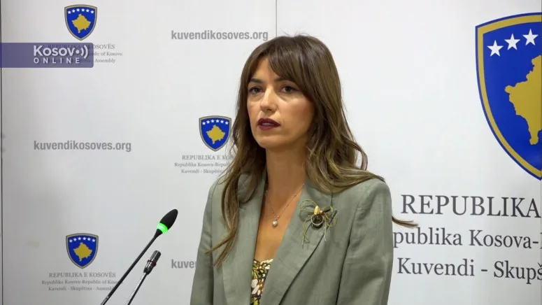 Regjim i posaçëm trafiku nesër në qendër të Shkupit për vizitën e Albulena Haxhiut
