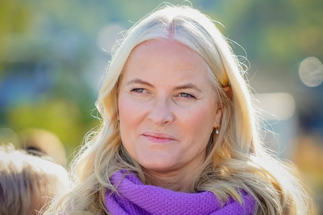 Lungeekspert om dronning Mette-Marit: – Jeg er imponert