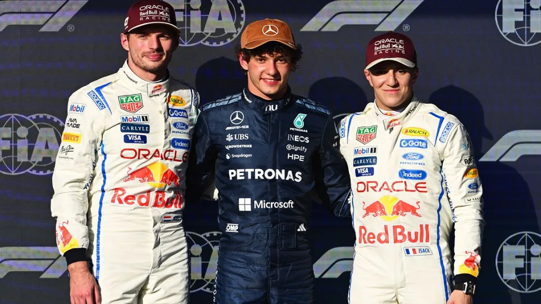 Antonelli: “Sono in pole, punto alla vittoria”. Verstappen: “Ho ceduto nel Q3”