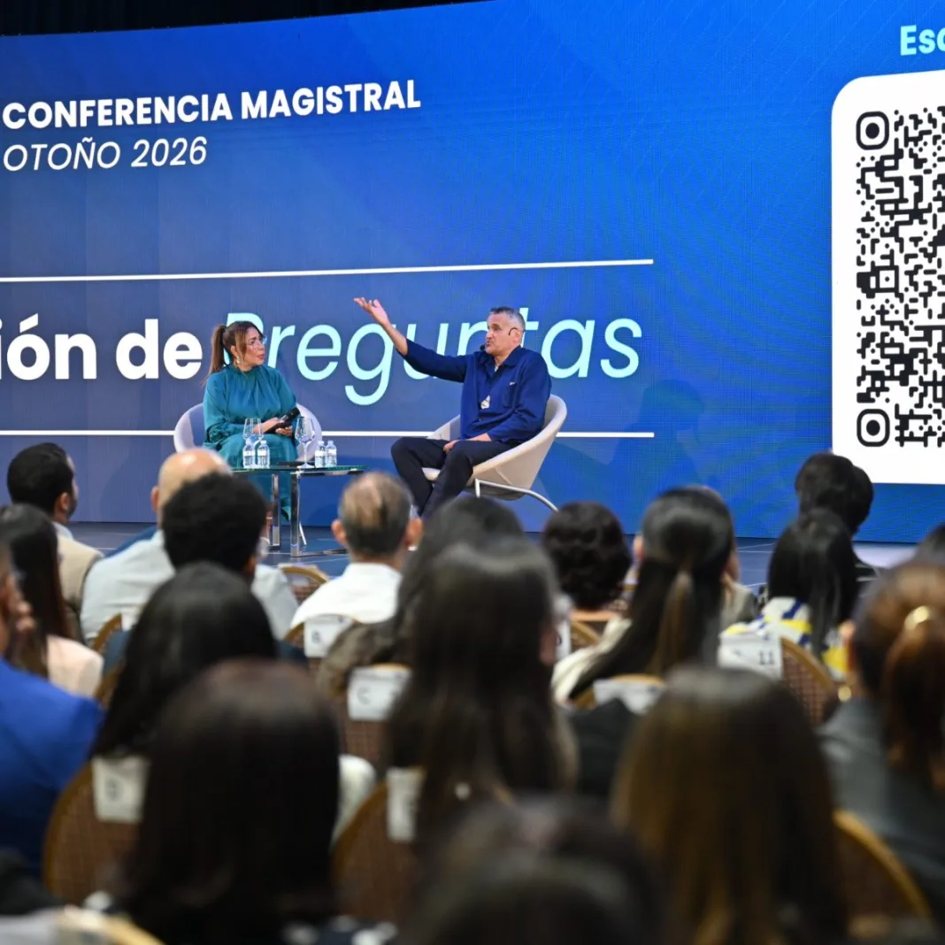 Escritor canadiense plantea la necesidad de desacelerar en una sociedad atrapada por la prisa