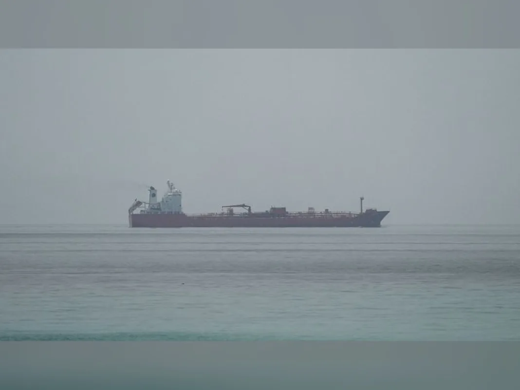 Tankers attacked near Oman and the Strait of Hormuz, UK maritime agency reports