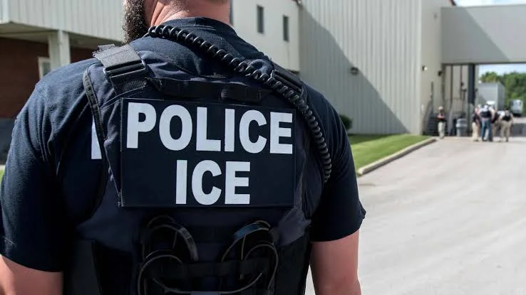Imputan a un agente de ICE por atropellar con su vehículo a inmigrante mexicano en Texas