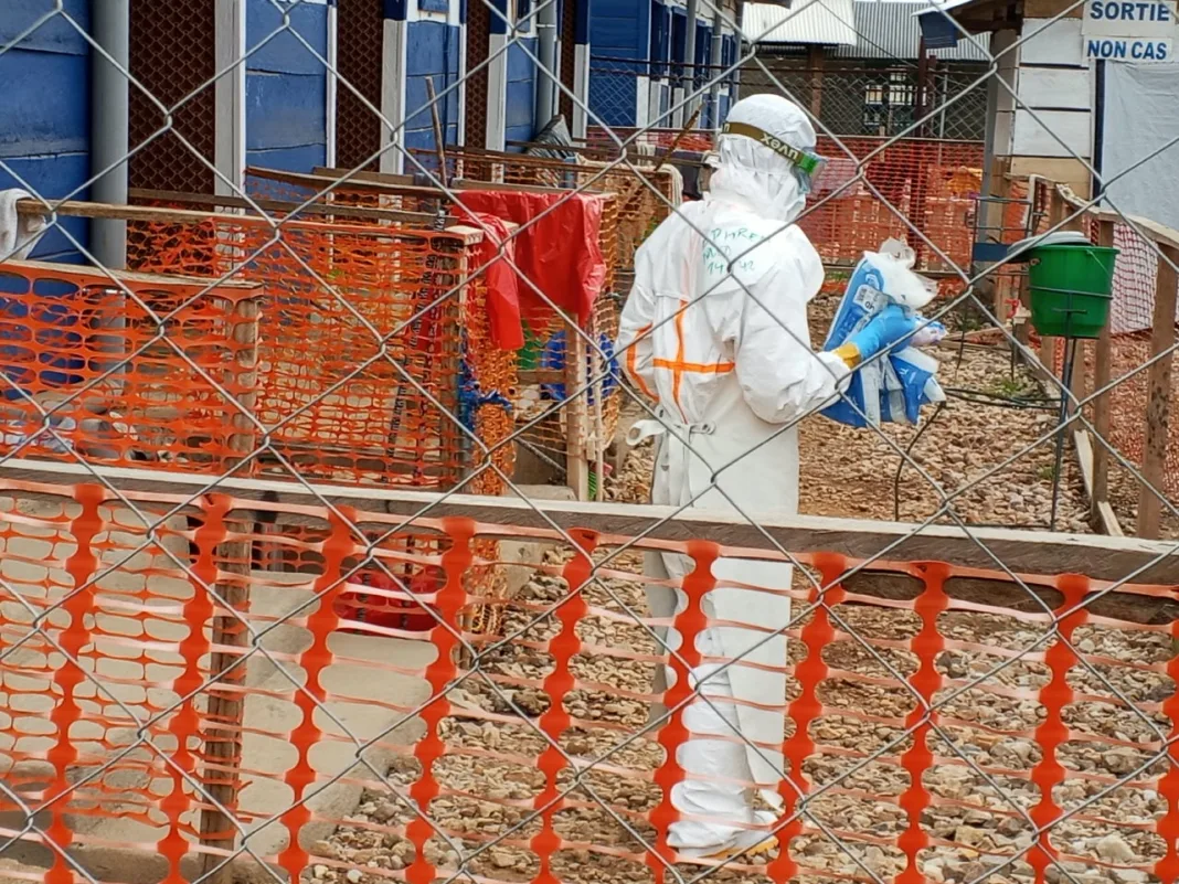 Ebola en Ituri : 40 médecins récompensés pour leur engagement dans la riposte