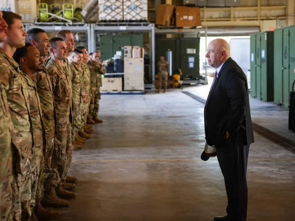 Asesor senior del secretario de Guerra visita a la Guardia Nacional de Puerto Rico