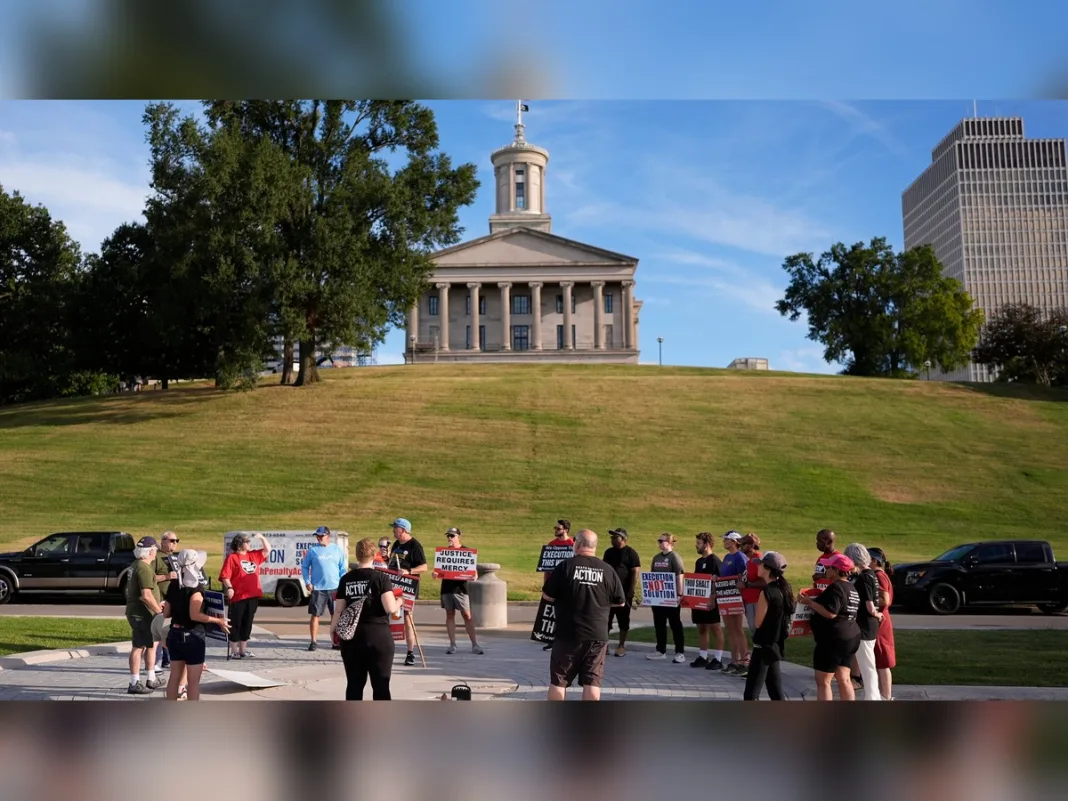 Failed Tennessee Execution and Planned Military Livestream Renew Death Penalty Debate