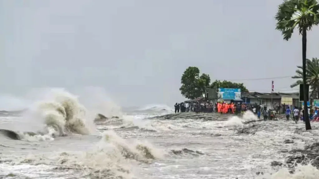 ‘অর্ণবের’ পর সাগরে আবারও লঘুচাপ, কোনদিকে এগিয়ে আসছে