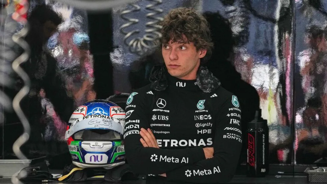 Kimi Antonelli á ráspólnum á morgun