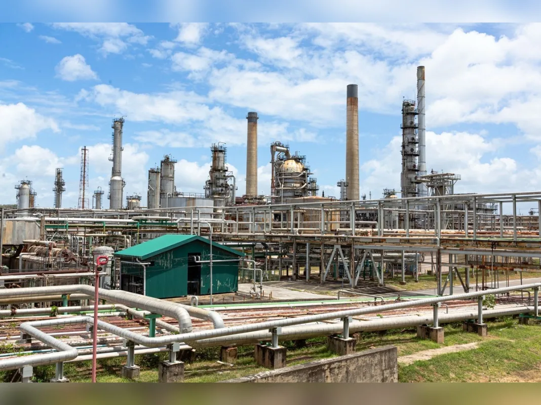 Trinidad and Tobago discusses Venezuelan crude proposal with two Indian oil companies