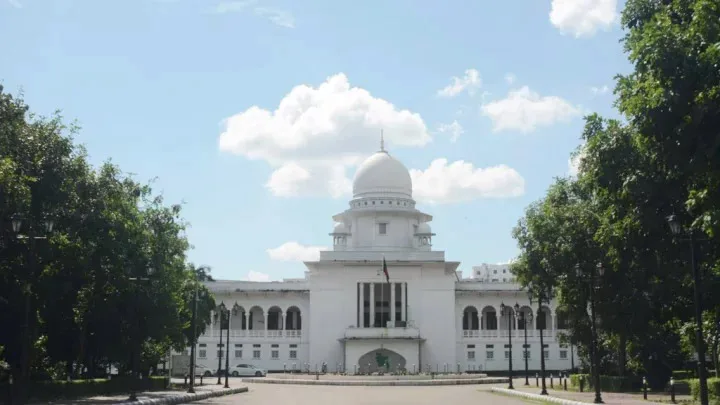 ৫ জেলা শহরের পুকুরের তালিকা চাইলেন হাইকোর্ট