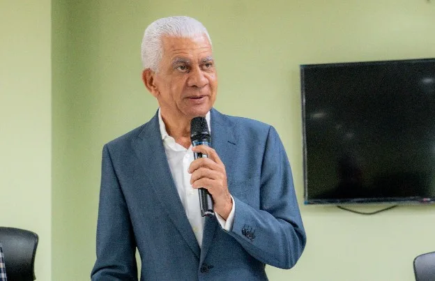 De los Santos advierte que envío de municiones a Haití sería “alta traición a la patria”