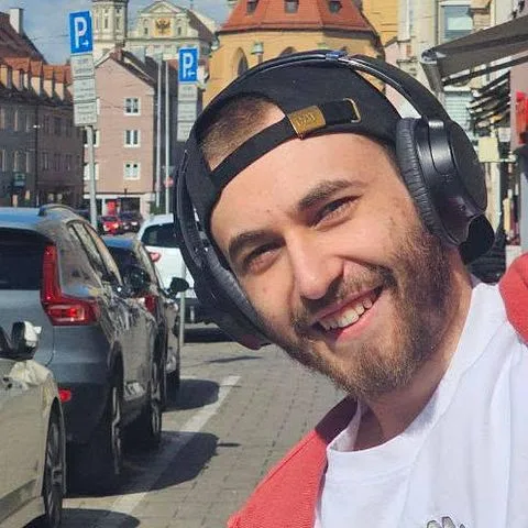 Slik ble Vlad (27) fra Fredrikstad drept av et russisk missil