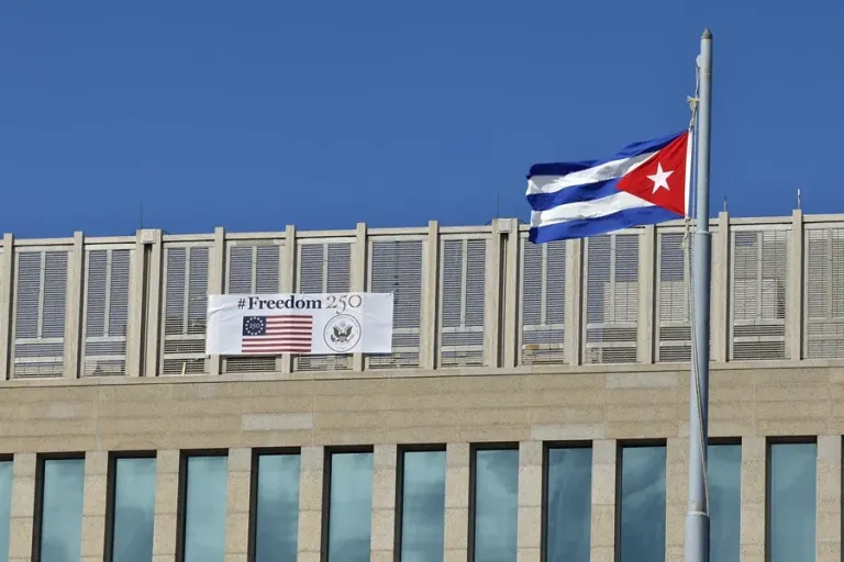 Panamá se ofrece para albergar un diálogo entre Estados Unidos y Cuba