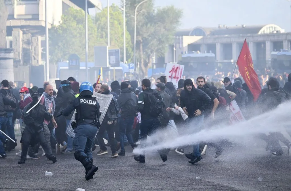 Romë, tetë protestues të ndaluar pas përplasjeve me policinë gjatë demonstratës