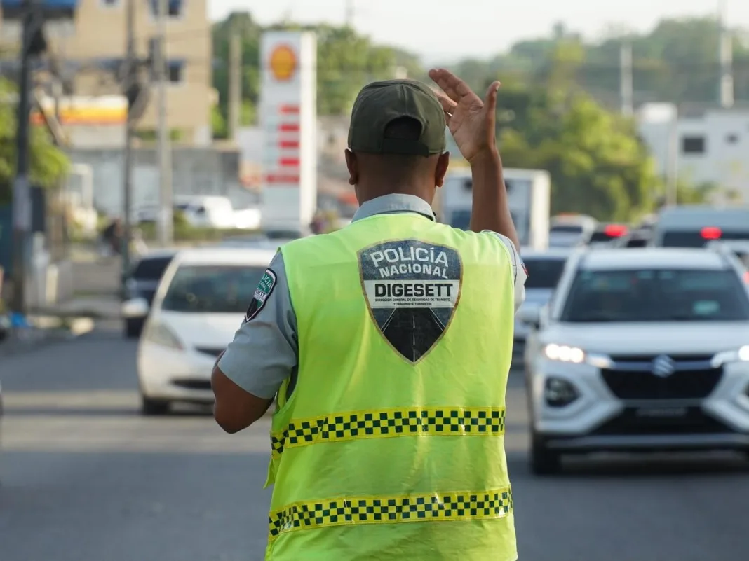 Agentes de la Digesett reciben capacitación especializada de la Guardia Civil de España