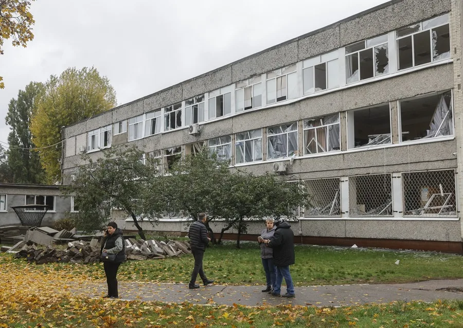 Al menos un muerto en Kiev tras un nuevo ataque ruso con misiles balísticos