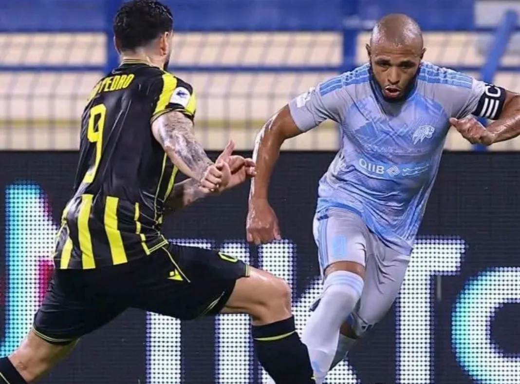 براهيمي يبصم على ثنائية ويقود الغرافة لفوز جديد في الدوري القطري