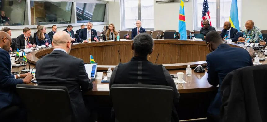 Intumwa z’u Rwanda na Congo zahuriye mu biganiro mu Budage