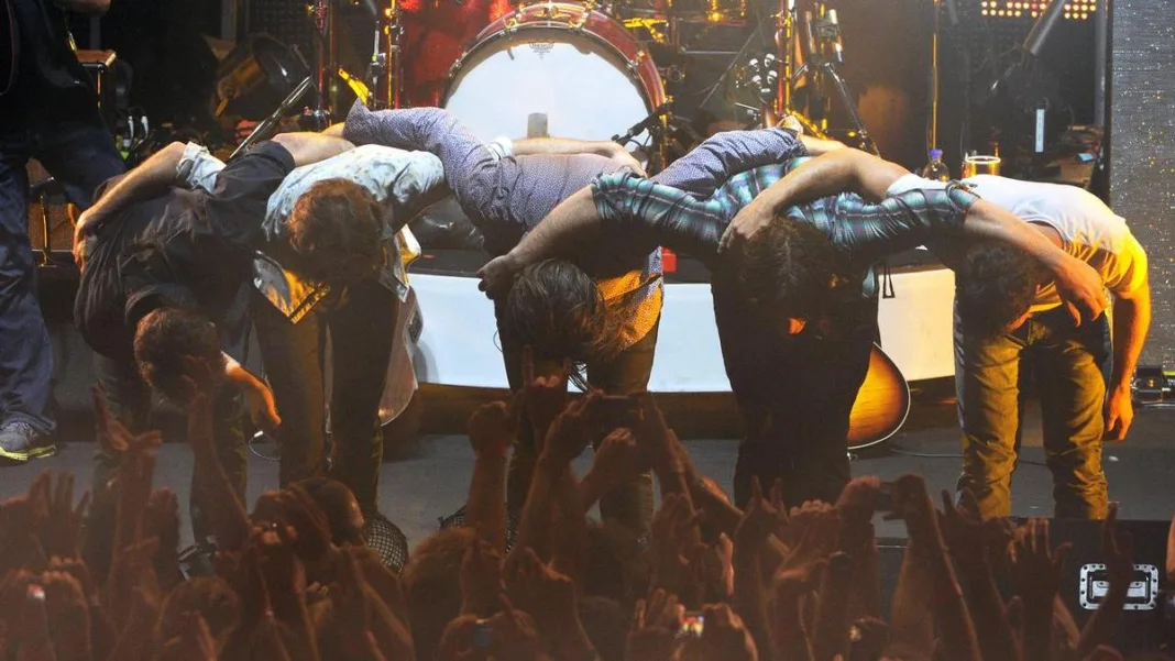 Powderfinger add more gigs to sold-out reunion tour