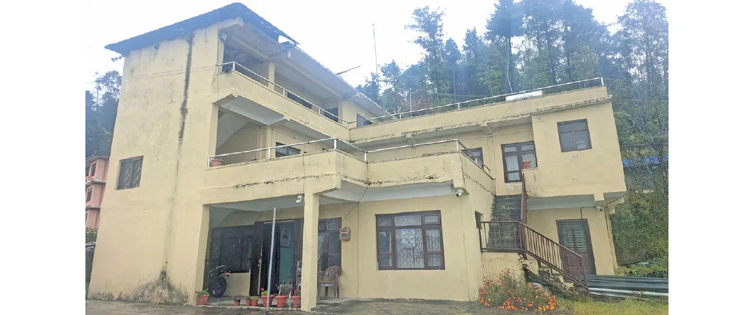 कार्यालय गाभिएपछि सेवाग्राही अन्योलमा