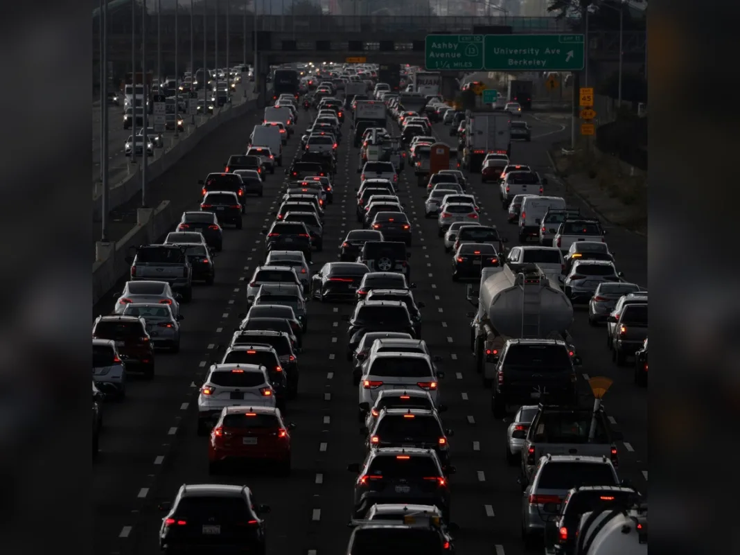 What a Friday Car Ban Could Teach Washington About Cleaner and More Accessible Transport