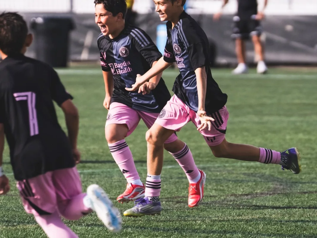 El gol de Mateo Messi para que el Inter Miami sea campeón Sub 12: la banca de papá Lionel y los festejos en la Legends Cup