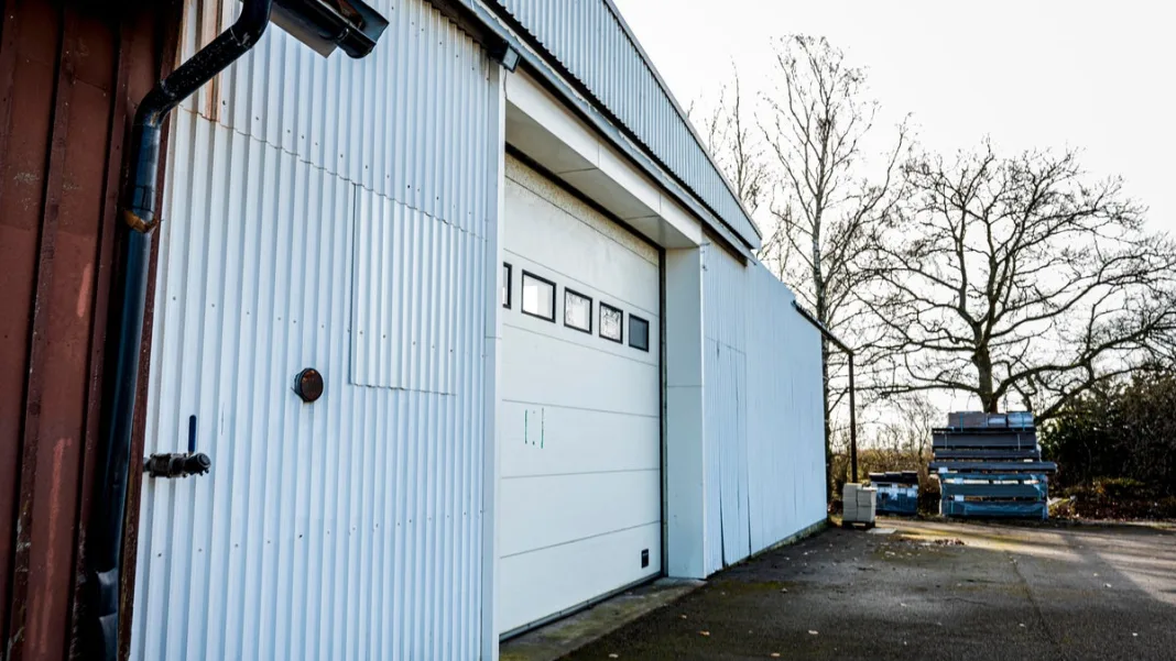 Amfetaminkock utvisas efter upptäckten av knarklabb i Viken