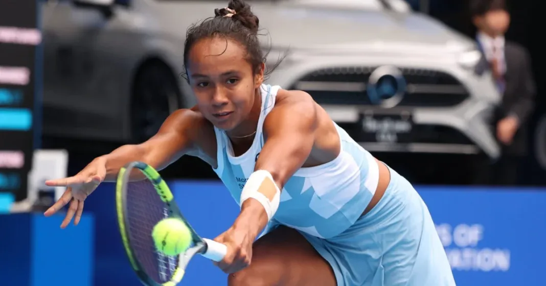 Tennis: Fernandez beats Rakhimova to reach Tokyo final