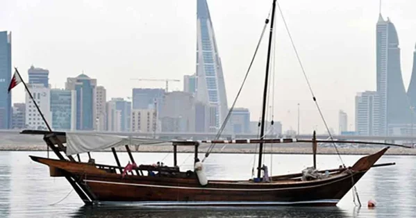 طقس حار نسبيًا مع بعض السحب في مملكة البحرين