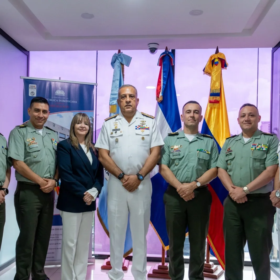 Lee Ballester se reúne con autoridades colombianas para reforzar el control migratorio