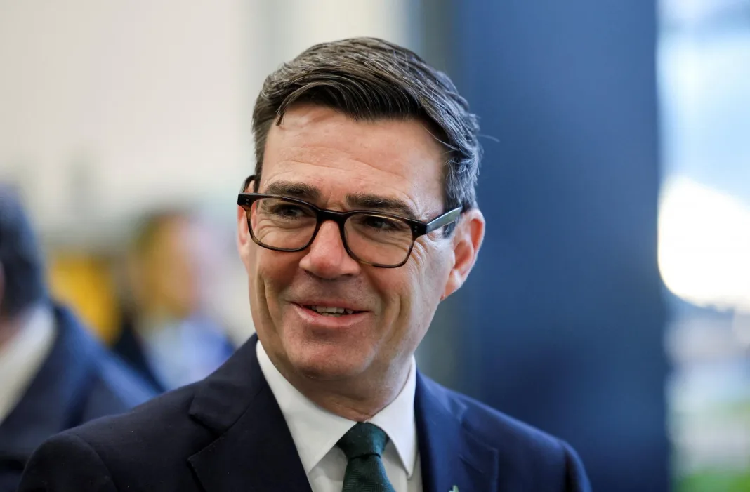 Tabu po brexite pomaly padá. Britský premiér Andy Burnham volá po úprimnej diskusii o voľnom pohybe osôb